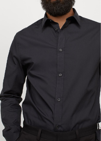 Черная рубашка однотонная H&M