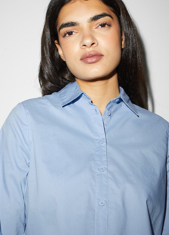 Светло-синяя кэжуал рубашка однотонная C&A