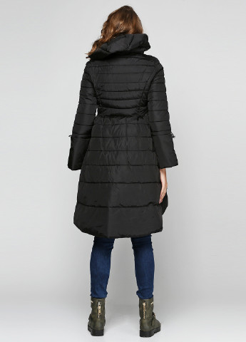 Чорна зимня куртка Monte Cervino