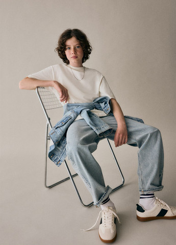 Светло-голубые демисезонные прямые джинсы H&M