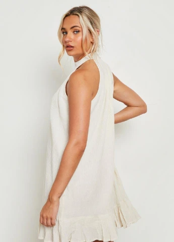 Белое платье Boohoo