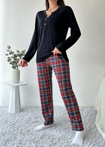 Комбинированная всесезон пижама (лонгслив, брюки) лонгслив + брюки SHEIN