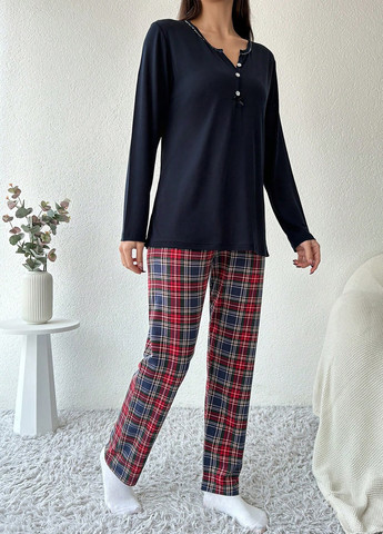 Комбинированная всесезон пижама (лонгслив, брюки) лонгслив + брюки SHEIN