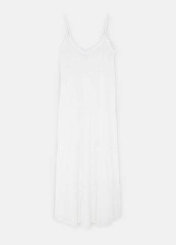 Белое кэжуал платье с открытыми плечами Jennyfer однотонное