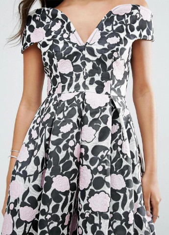Черно-белое кэжуал платье клеш Asos с цветочным принтом