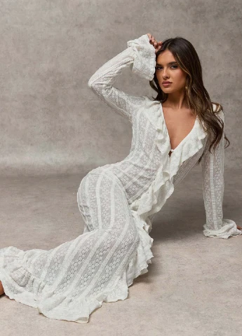 Белое кэжуал платье силуэтная SHEIN однотонное