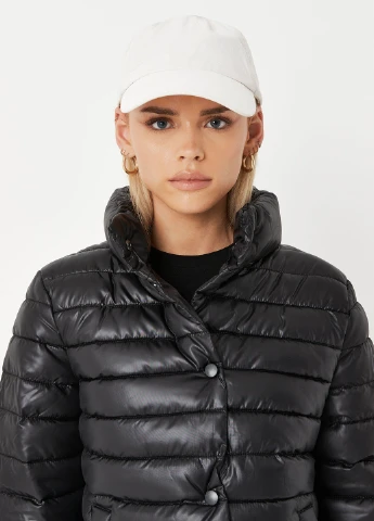 Чорна демісезонна куртка Missguided