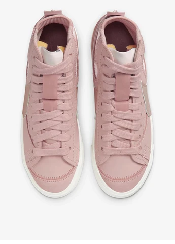 Пудровые кеды Nike Nike Blazer Mid '77 Jumbo DQ1471-600