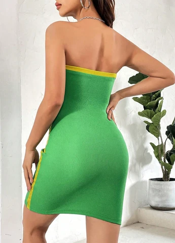 Зеленое коктейльное, кэжуал платье силуэтная SHEIN однотонное