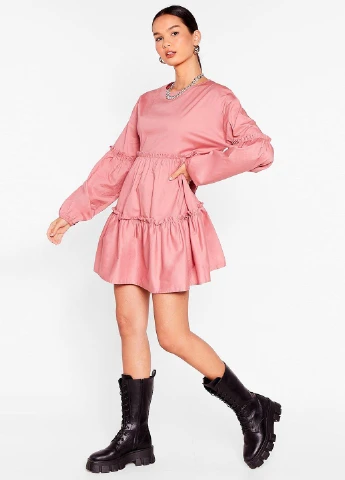 Розовое кэжуал платье клеш Boohoo однотонное