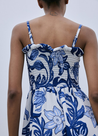 Блакитна кежуал сукня кльош H&M з квітковим принтом