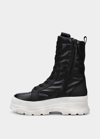 Осенние ботинки берцы Bagatt с белой подошвой тканевые, из искусственной кожи