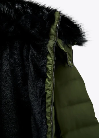 Зелена зимня куртка Zara