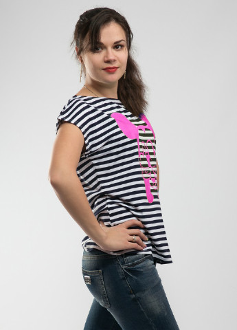 Малиновая летняя футболка Modna Anka