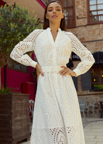 Белое кэжуал женственное платье-миди с вышивкой Gepur однотонное