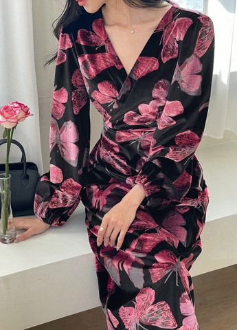 Черное кэжуал платье а-силуэт SHEIN бабочки