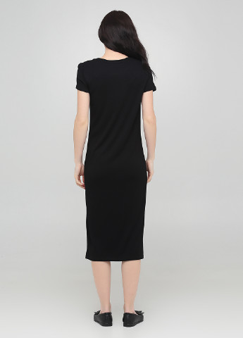 Черное кэжуал платье платье-футболка Vero Moda с надписью
