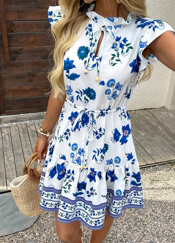 Белое праздничный, кэжуал платье а-силуэт SHEIN с цветочным принтом