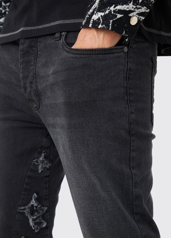 Черные демисезонные зауженные джинсы Boohoo