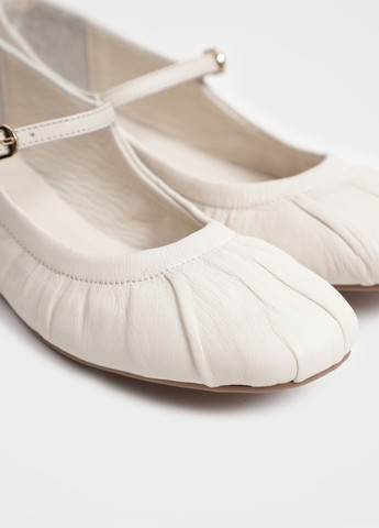 URBAN TRACE Туфлі мері джейн молочний з натуральна шкіра, китай — літо (331020797)