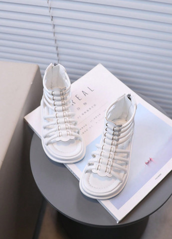 Белые сандалии SHEIN