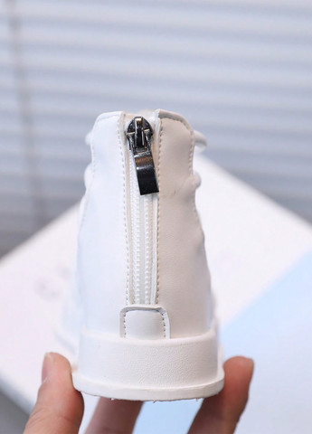 Белые сандалии SHEIN