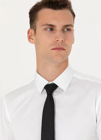 Белая классическая рубашка однотонная Pierre Cardin