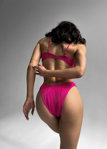 Розовый летний раздельный купальник (лиф, трусики) раздельный NOVA VEGA
