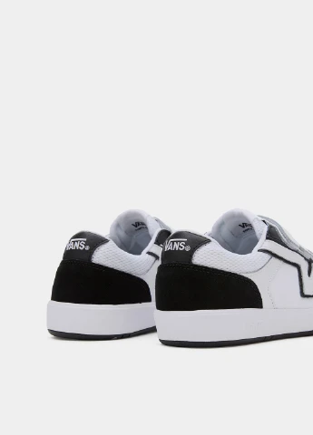 Білі кеди Vans