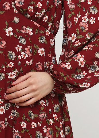 Бордовое кэжуал платье клеш Missguided с цветочным принтом