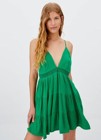 Зелена коктейльна сукня з відкритою спиною Stradivarius однотонна