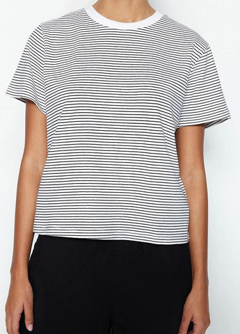 Футболка Trendyol - (330224176)