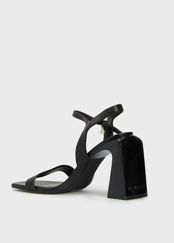 Черные босоножки Karl Lagerfeld с логотипом