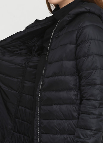 Чорна демісезонна куртка Stefanel