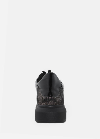 Черные демисезонные кроссовки rf12561 черный Favi