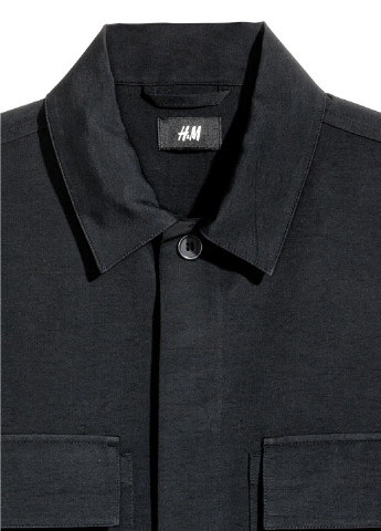 Черная демисезонная куртка-рубашка H&M