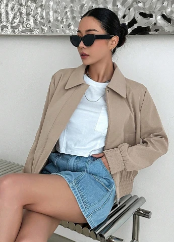 Серо-бежевая демисезонная куртка SHEIN
