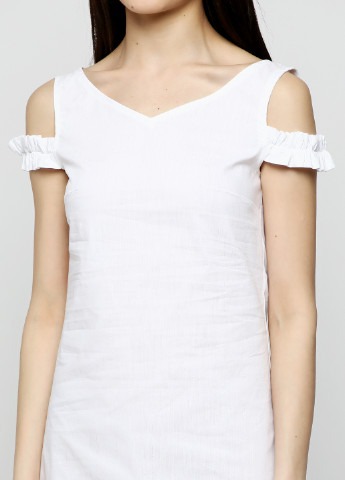 Белое кэжуал платье Smile однотонное
