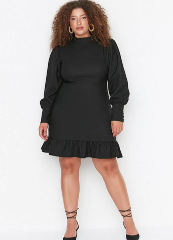 Чорна кежуал сукня Trendyol однотонна