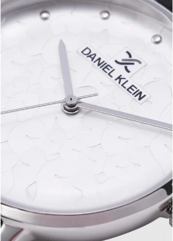 DK 12184-1 Daniel Klein (251249621)