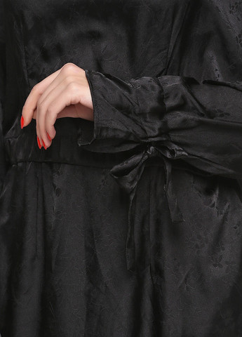 Чорна кежуал сукня H&M однотонна