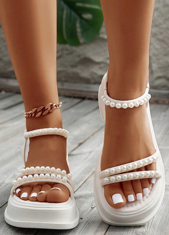 Светло-бежевые босоножки SHEIN без застежки с бусинами