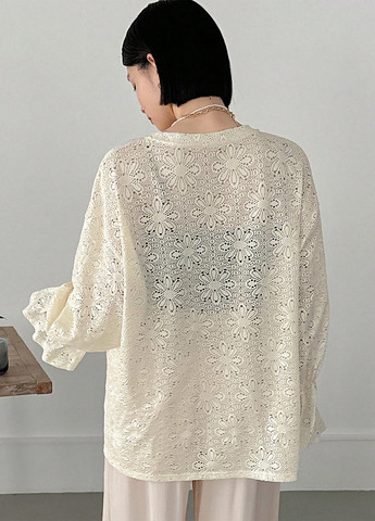 Молочна блуза SHEIN