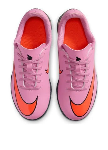 Розовые футзалки Nike