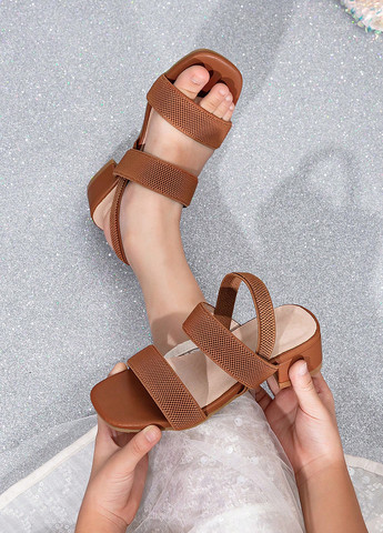 Светло-коричневые босоножки SHEIN