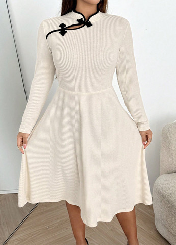 Світло-бежева кежуал сукня кльош SHEIN однотонна