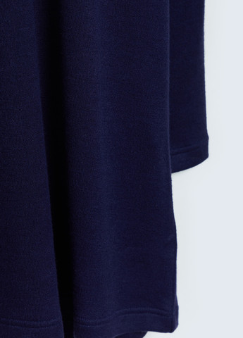 Темно-синее кэжуал платье платье-свитер Stradivarius однотонное