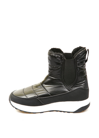 Черные дутики No Brand с белой подошвой