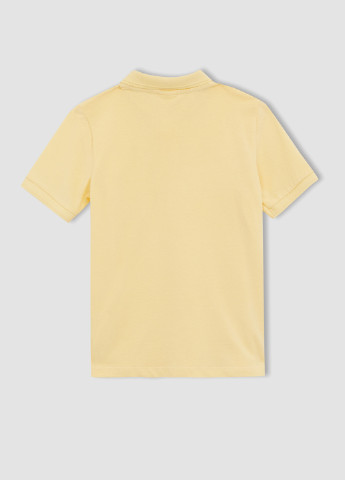 Светло-желтая детская футболка-поло для мальчика DeFacto однотонная