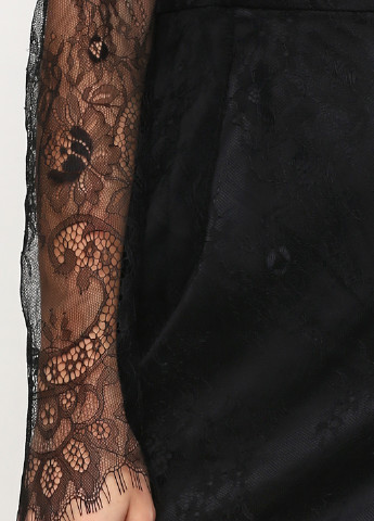 Черное коктейльное платье с открытой спиной Gepur